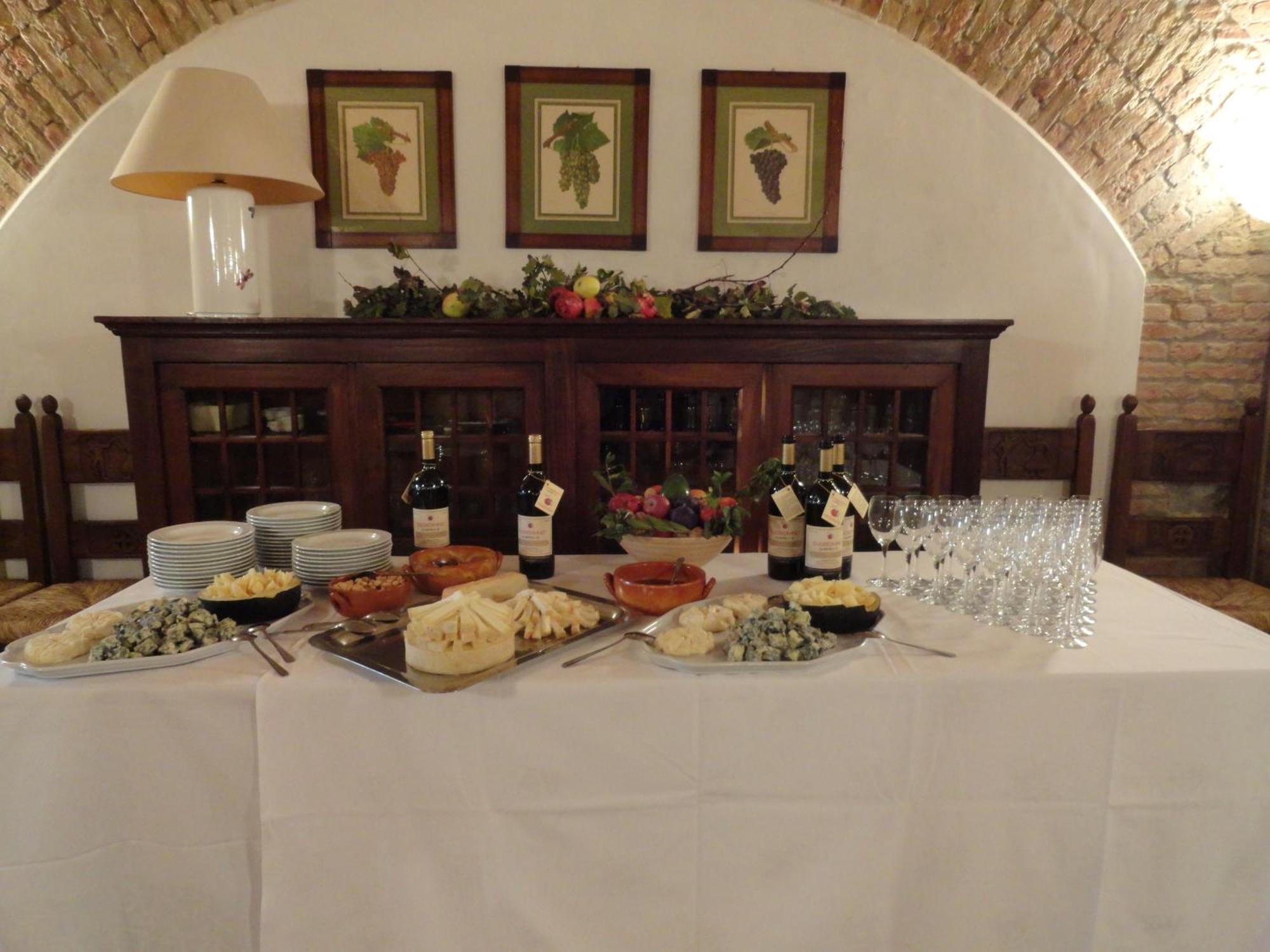 Albergo & Ristorante Selvatico Rivanazzano Terme Exterior foto